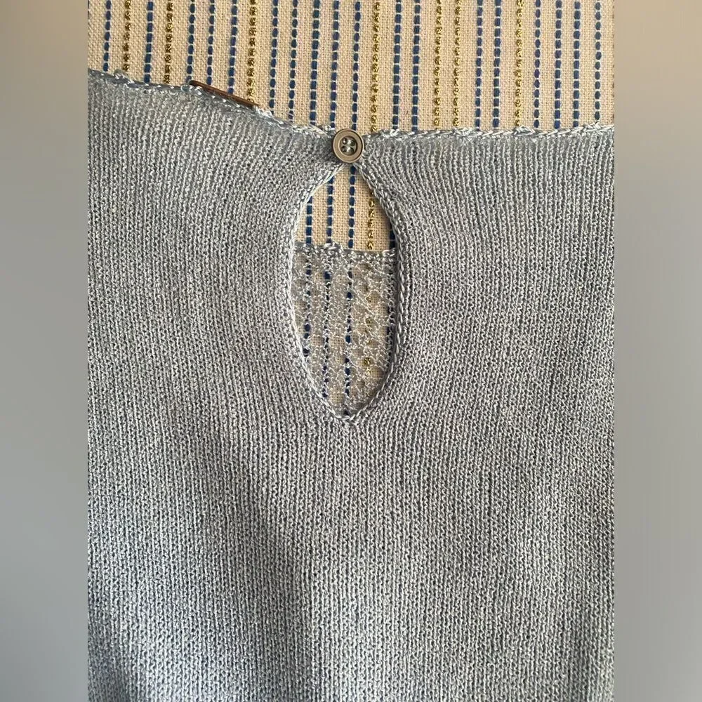 Free people long sleeve blue woven blouse size XS
